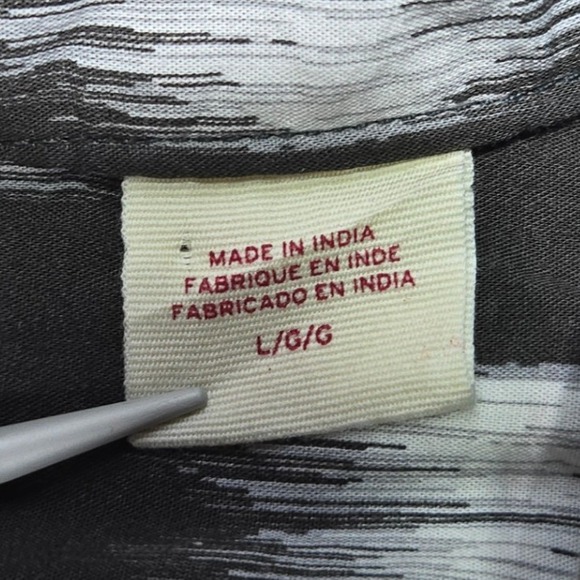 Levi's Ikat Print Relaxed Fit Shirt  Button Down‎  Short Sleeve Mens Large - Picture 5 of 9